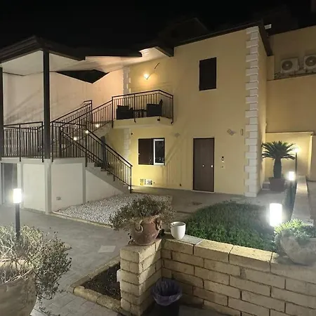 Ebe - Casa Indipendente Con Giardino Apartment *